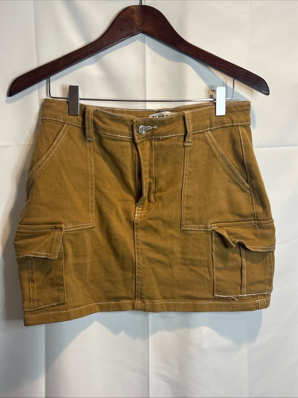 Casual Cargo Mini Skirt in Mustard - Unbranded